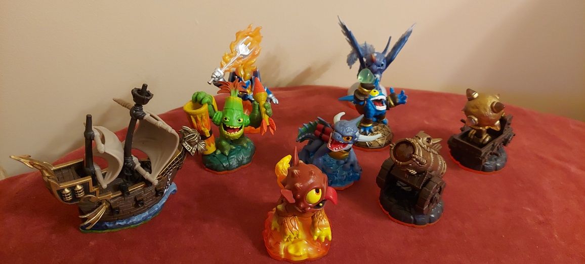 Skylanders- Figurki- 9 sztuk- Całość