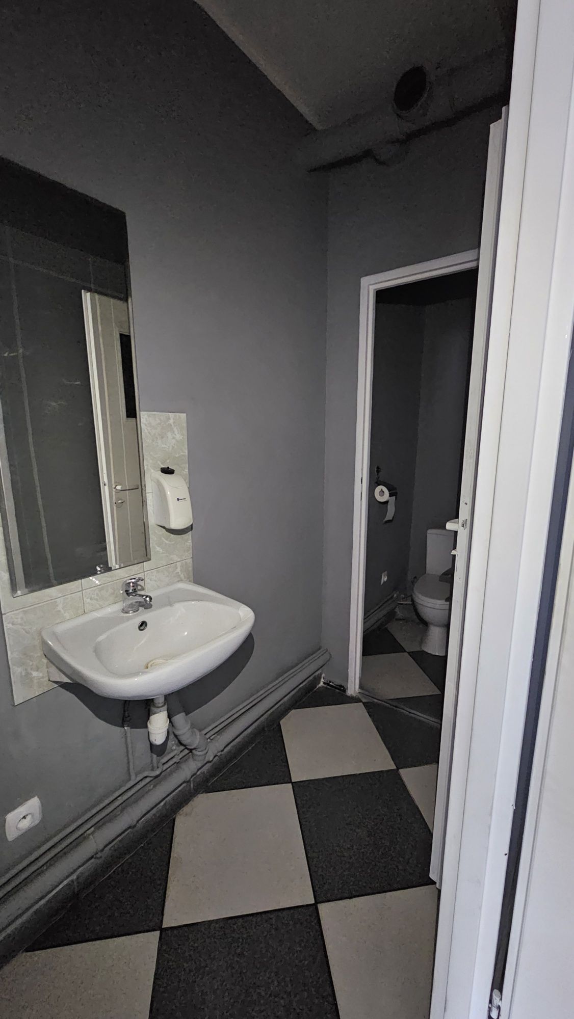 Lokal do wynajęcia w centrum miasta od zaraz
