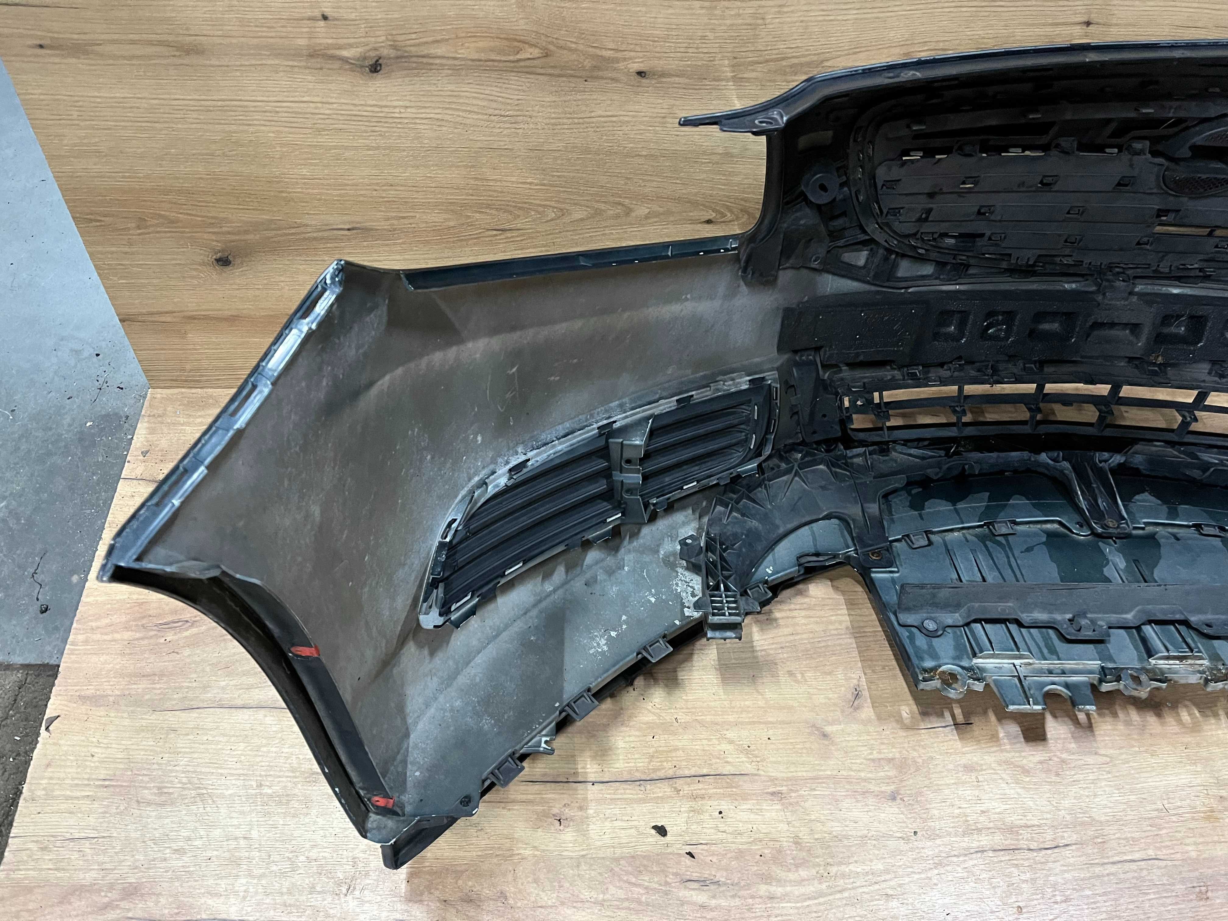 Zderzak przedni Opel Insignia kolor z22c