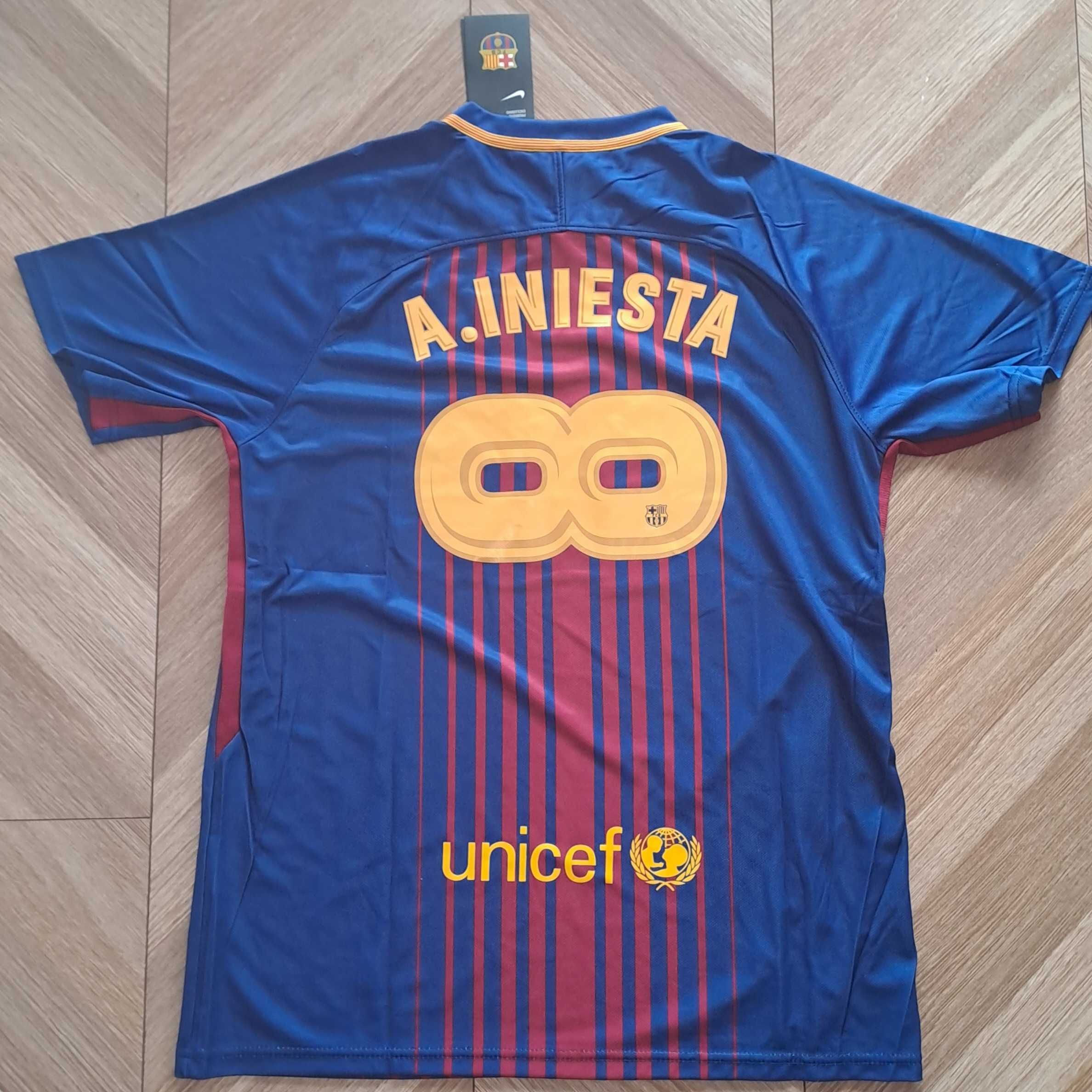 koszulka FC Barcelona, retro 2017/18, Nike, nowa, #8 Infinit Iniesta