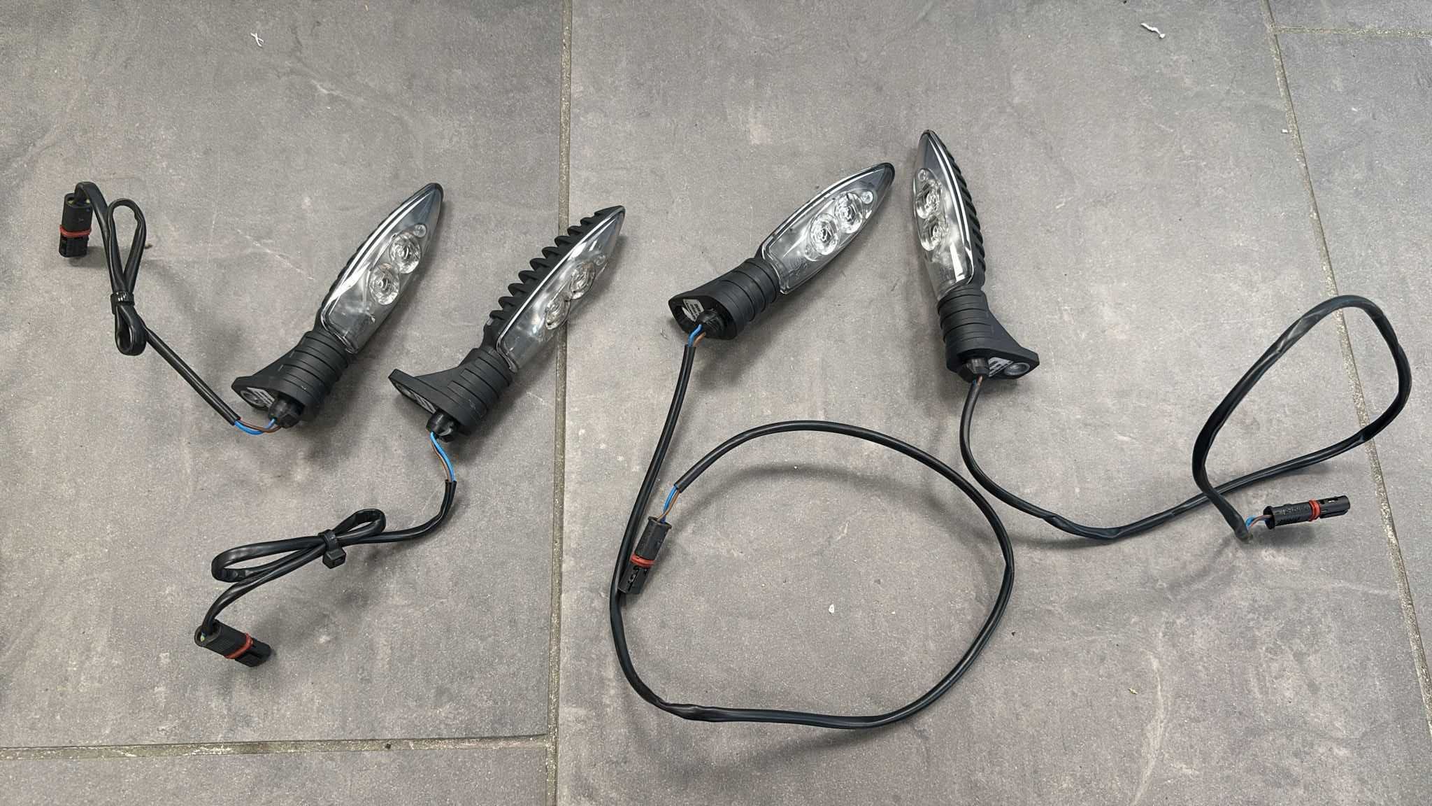 Kierunkowskazy Kierunki LED Motocykl BMW Zestaw 4 Sztuki [1313]