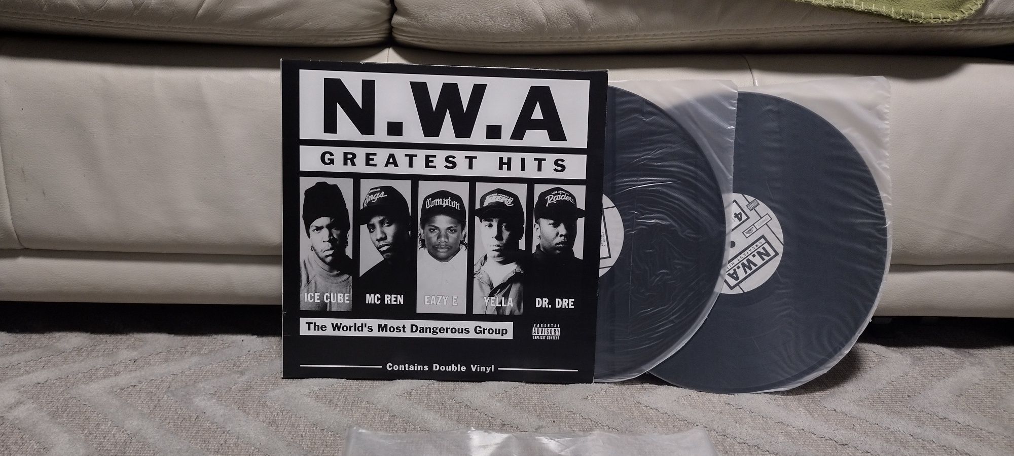 n.w.a. the greats hits Eazy E Ice cube Dr. Dre Mc Ren DJ Yella