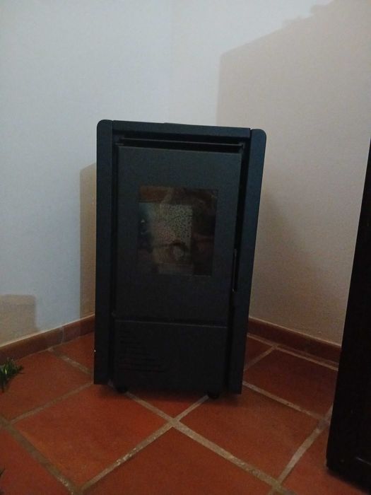 Salamandra a pellets