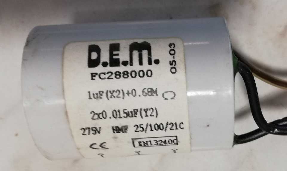 Kondensator D.E.M. 1 uF 2x0,015 uF 275V Ariston