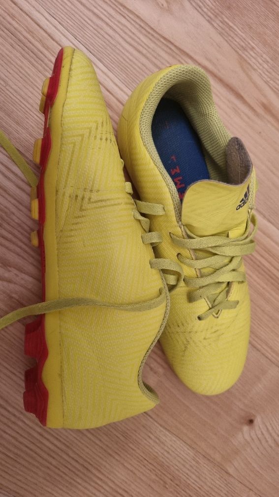 Adidas Nemezis buty korki chłopięce rozmiar 38 wkładka 23,5 cm