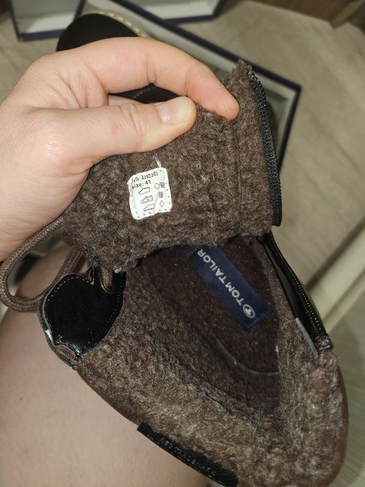 Продам нові шкіряні зимові чоловічі черевики