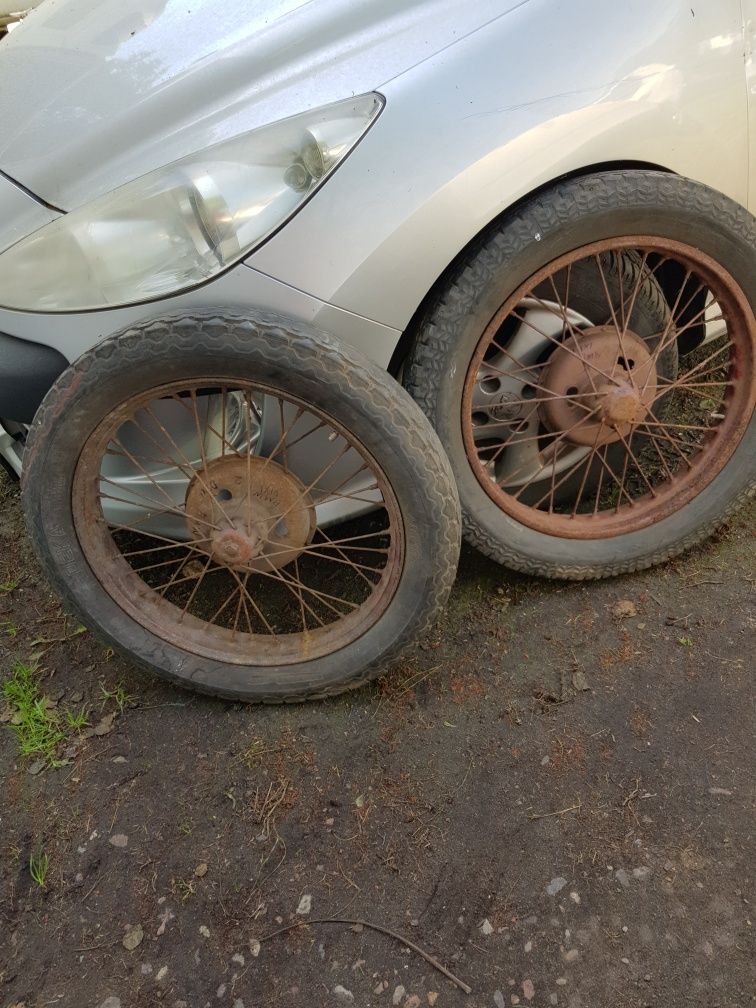 Z kolekcji.Z roku 1929/32.Zabytkowe koła BMW 3/15 Dixi