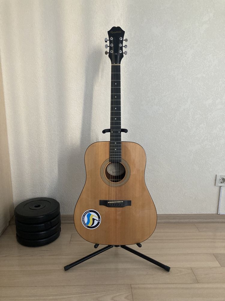 Epiphone DR-100 акустичнa гітара