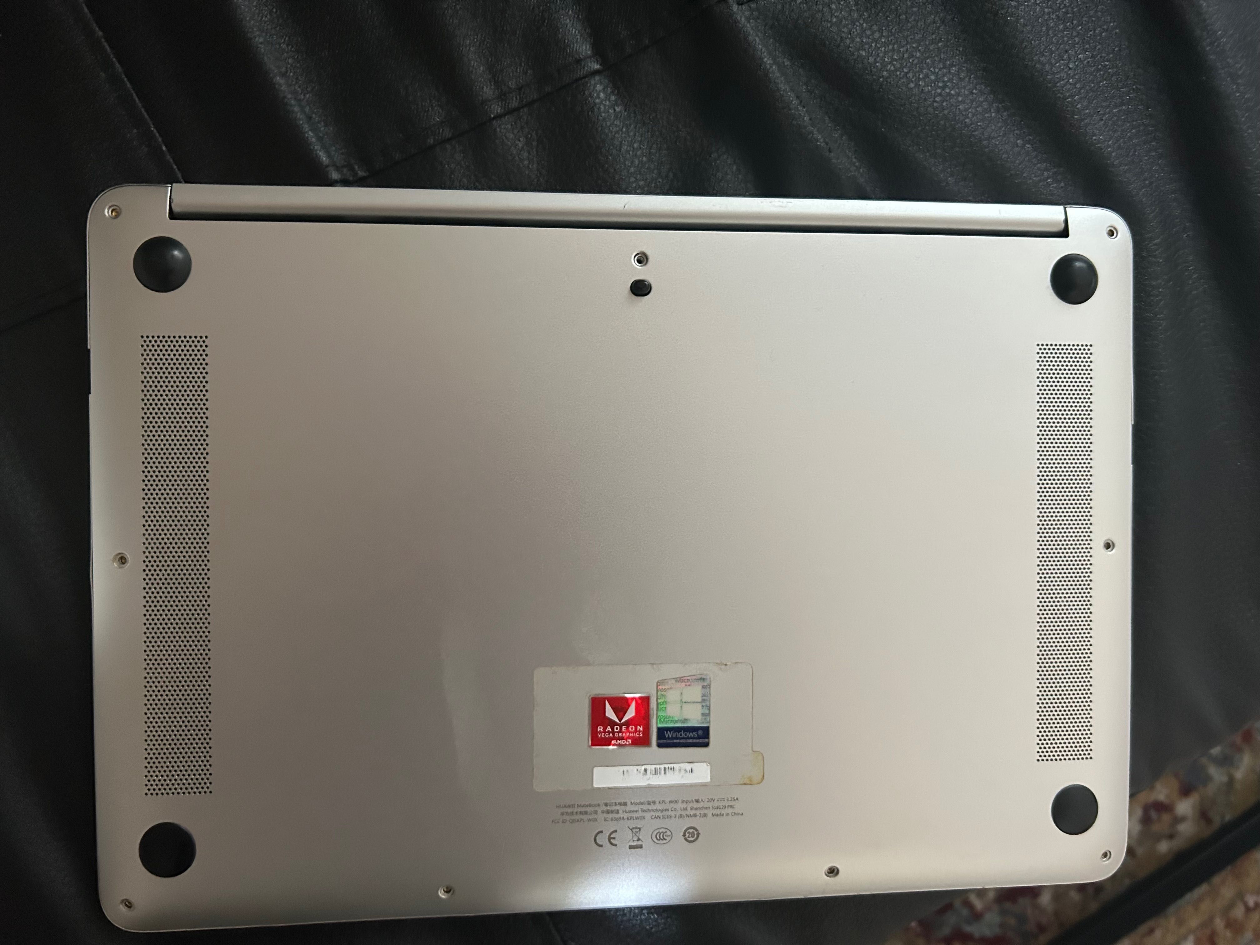 laptop huawei matebook d14 amd ryzen ssd 240 GB
