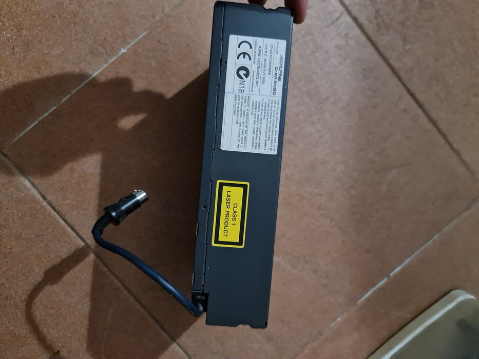 Amplificadores e leitor Alpine e Blaupunkt