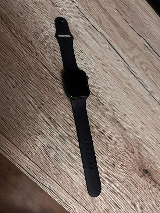 Apple watch 5 44mm black sport band
