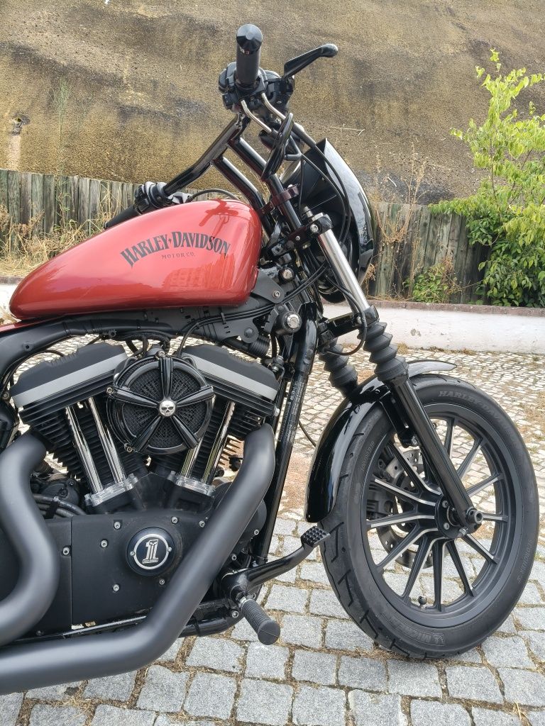 Harley Davidson 883