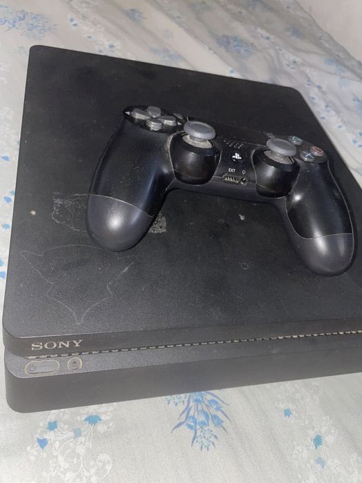 PlayStation 4 como nova