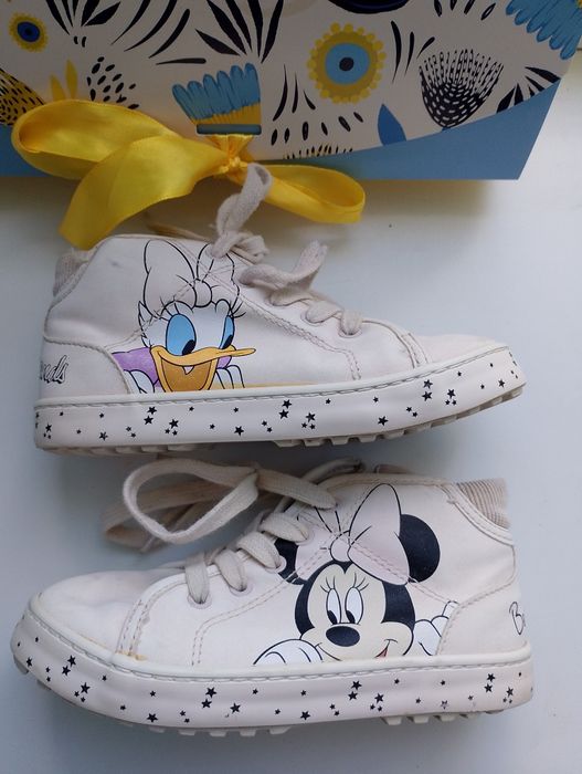 Кеди,хайтопи зара