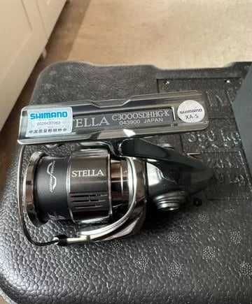 Kołowrotek spinningowy Shimano C3000SDHHG