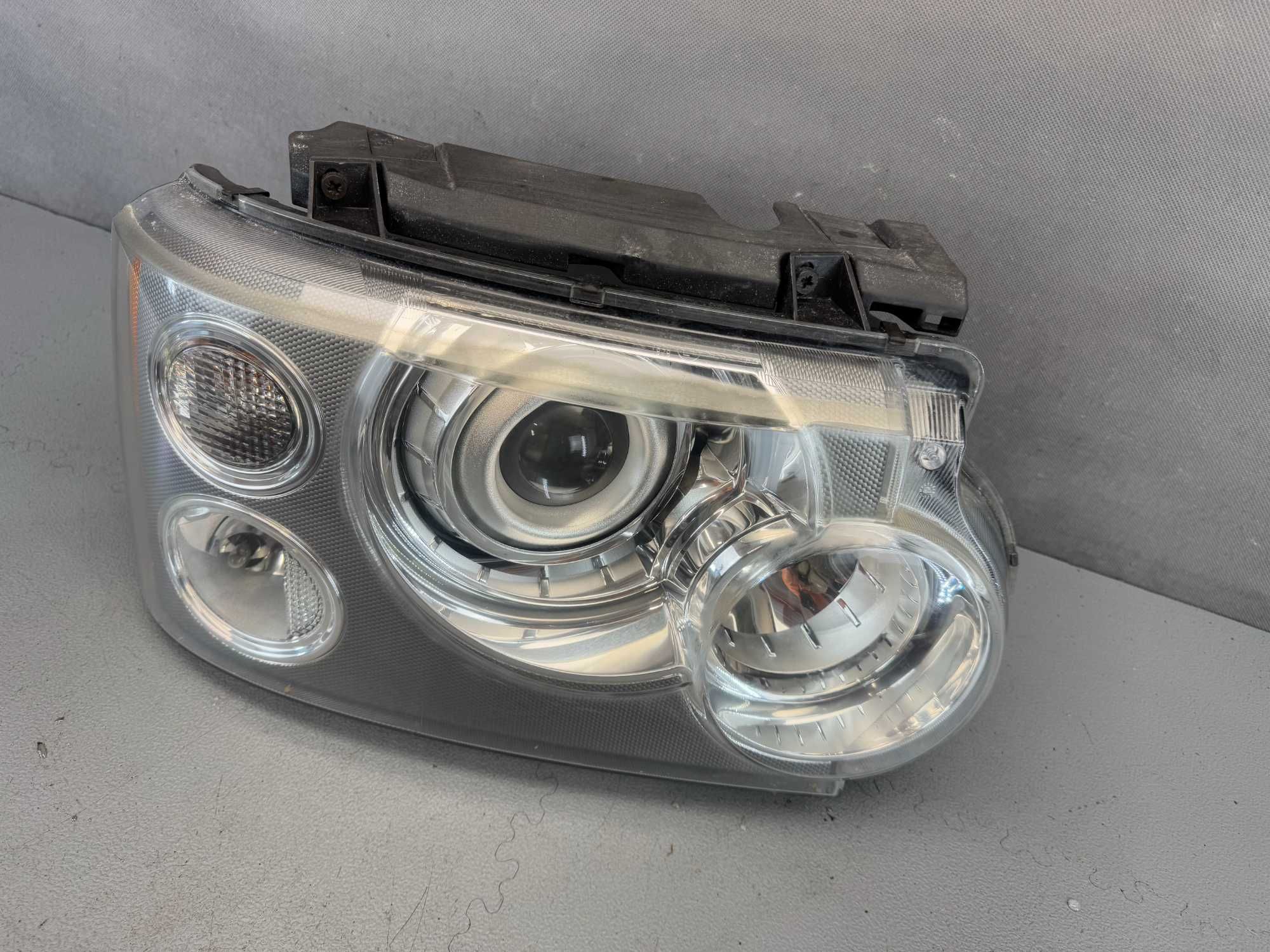 RANGE ROVER III (L322) Lampa Przód Bi-Xenon Skrętny Prawa EU 13PIN