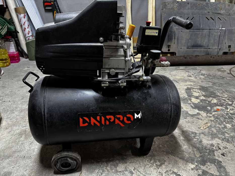 Кoмпресор Dnipro-M