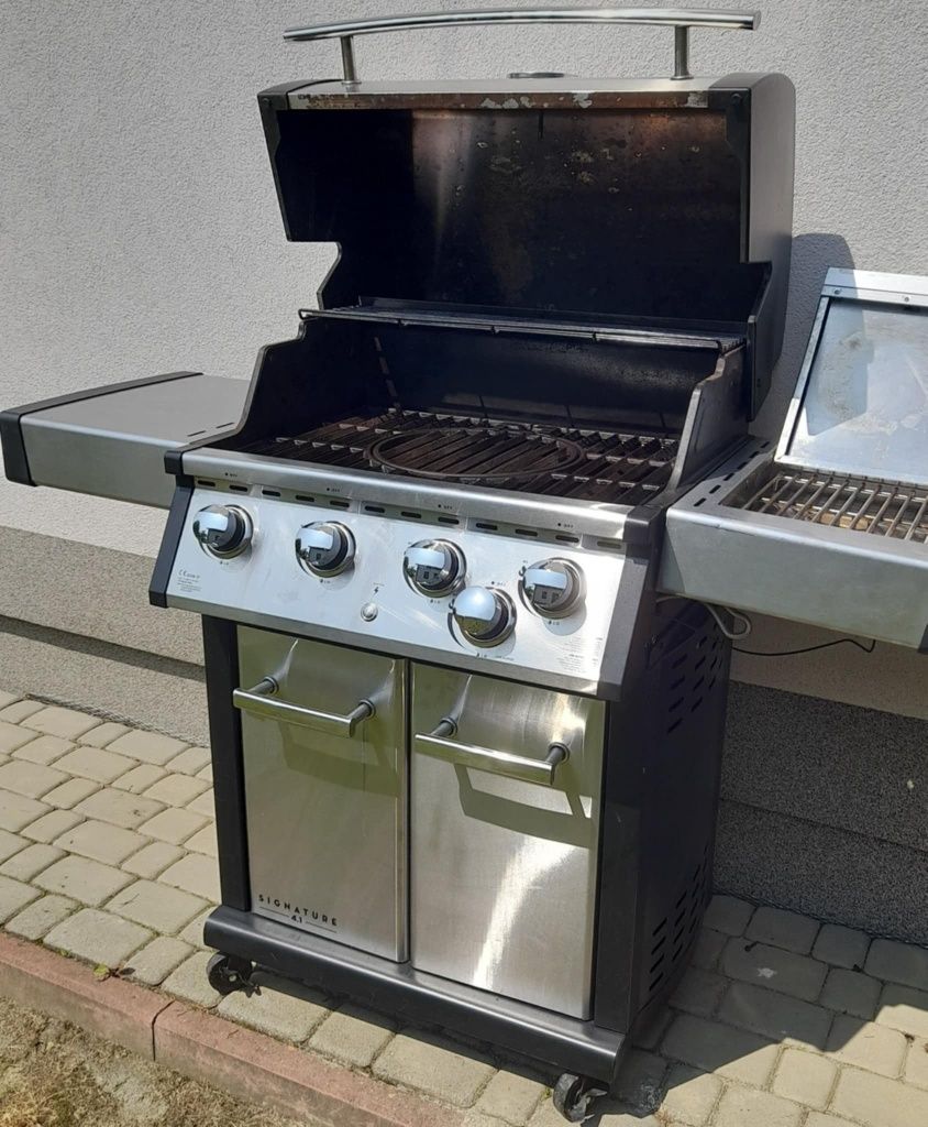 Grill gazowy. Stal nierdzewna .