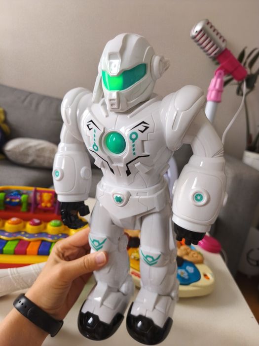 Robot chodzący zabawka