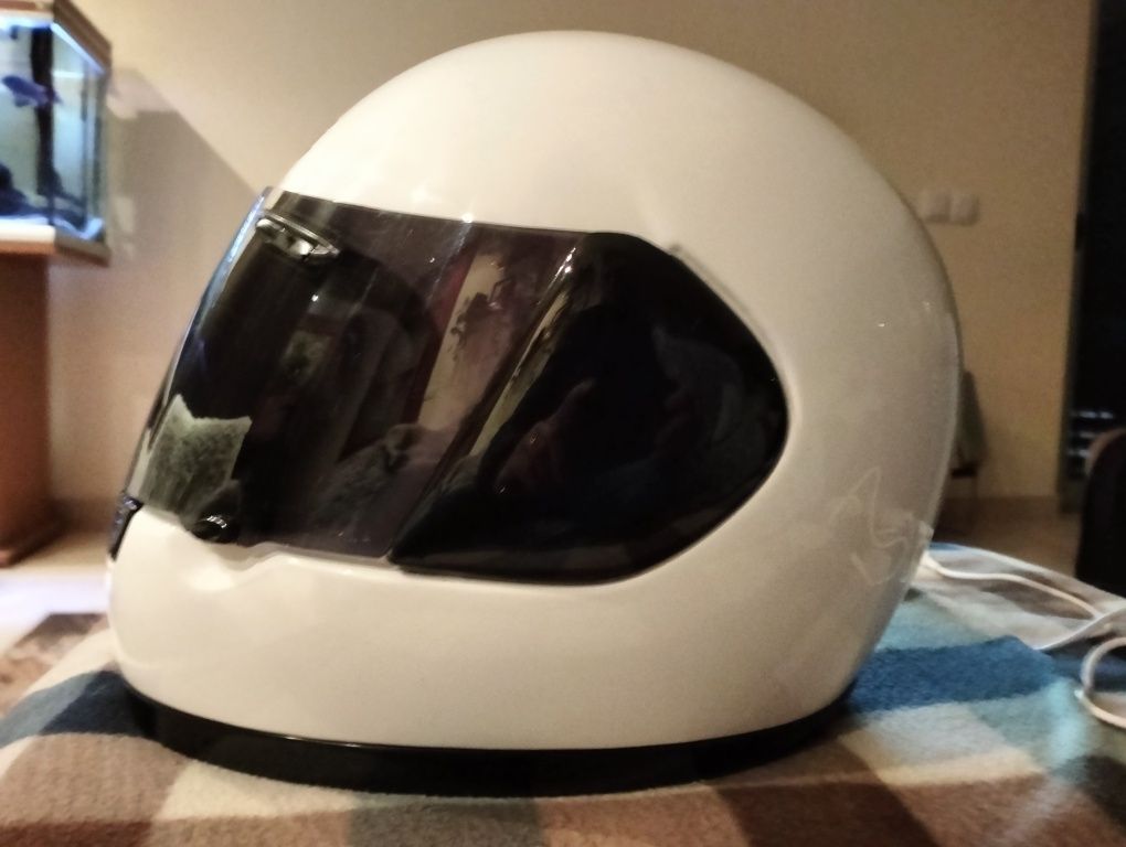 Capacete arai old school