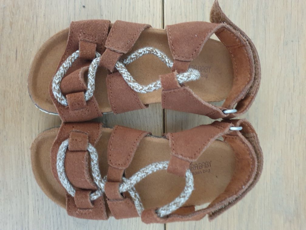 Skórzane nowe sandałki dziecięce ZARA