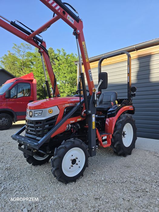 Mini traktorek do prac w ogrodzie- dostawa na terenie polski