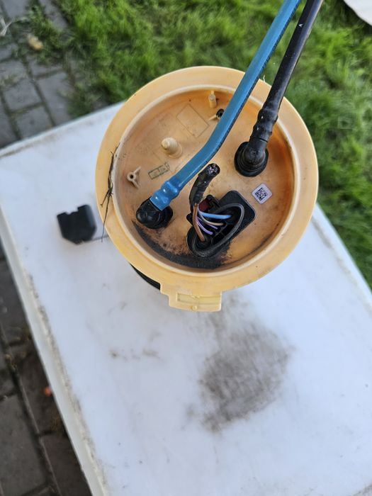 Pompa paliwa z baku passat b7 1.6 2.0 tdi