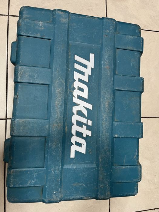 Акумуляторна болгарка Makita Ga038Gt201