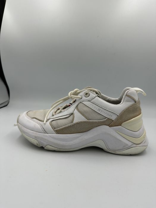 Sneakersy białe Tommy Hilfiger 38