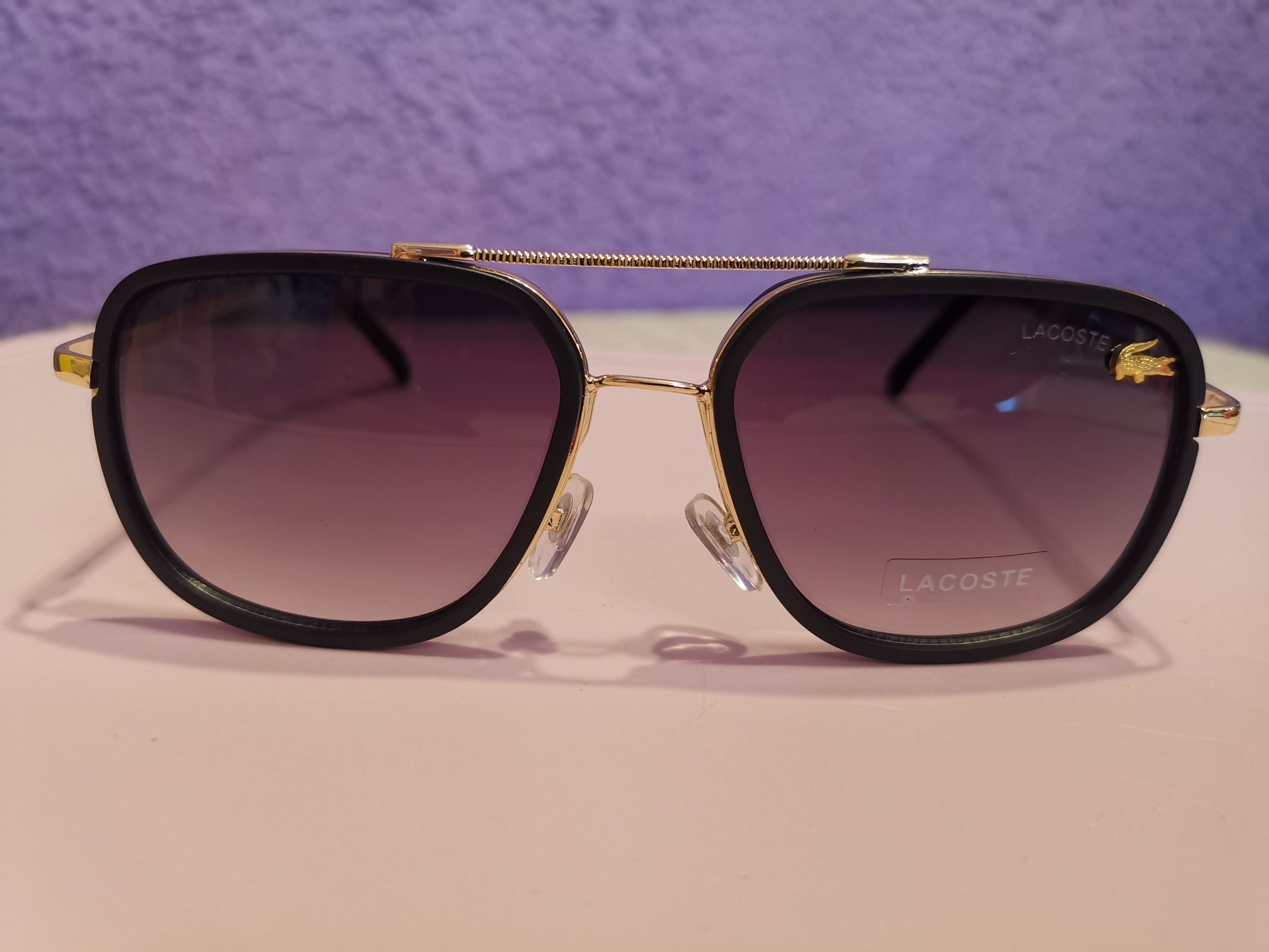 Okulary przeciwsłoneczne czarne złote LACOSTE unisex