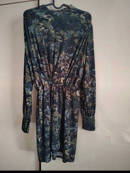 Sukienka Mohito, dopasowana