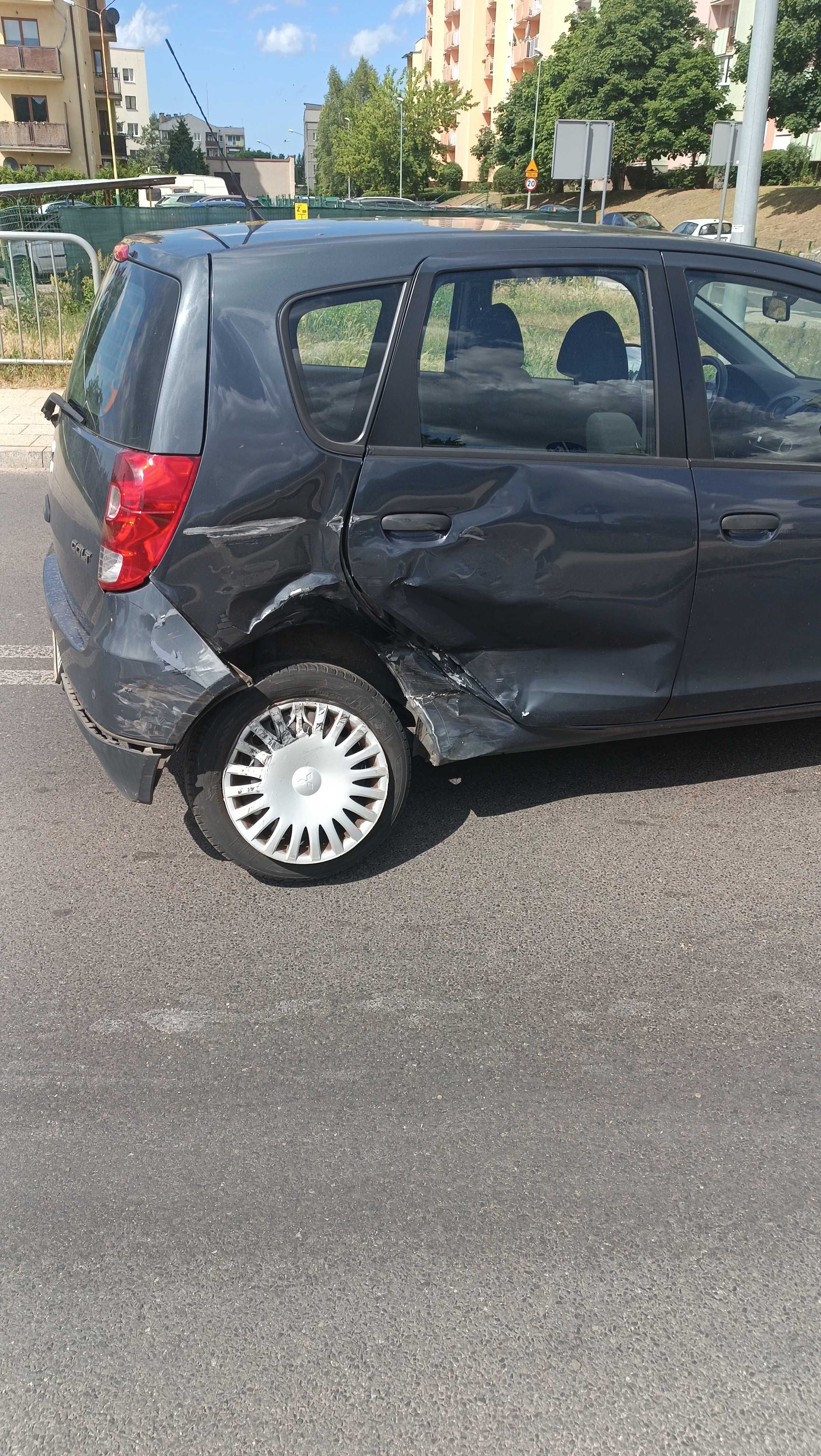 Sprzedam Mitsubishi Colt z30, powypadkowe