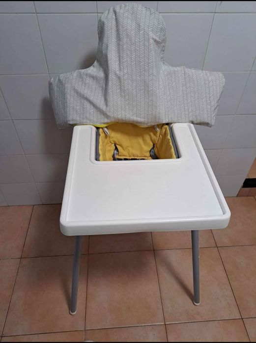 Cadeira de alimentação IKEA
