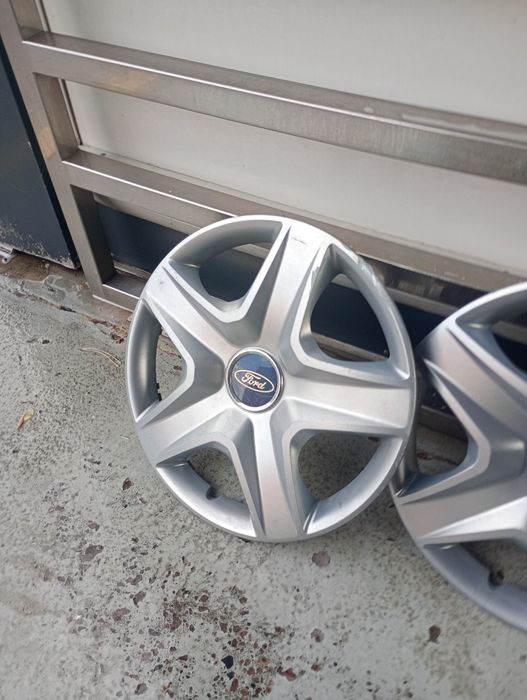 Колпаки Форд на 15