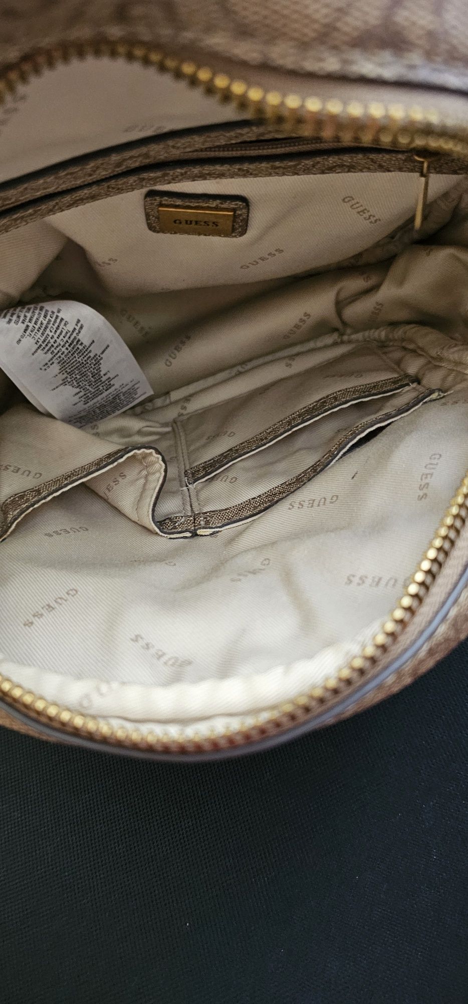Mochila Guess nova