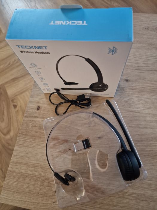 Sprzedam słuchawkę Bluetooth TeckNet TK-HS004.
Stan: powystawowa, jak