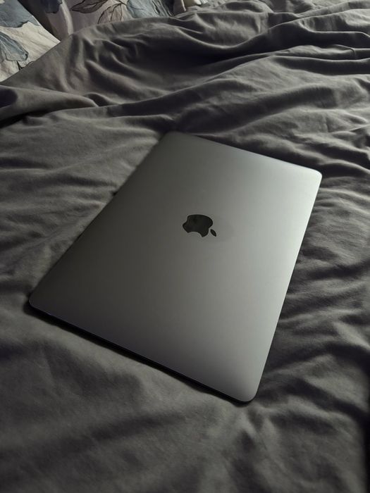 Macbook air 2020 M1