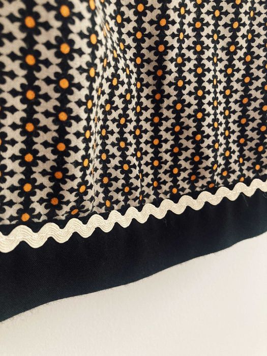 Vestido curto estilo vintage