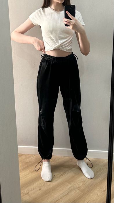 Чорні штани cropp