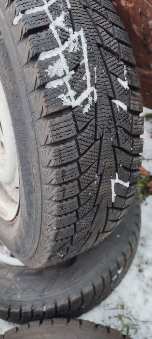 Комплект коліс на зимній резині r13 175/70 (rosava, hankook)