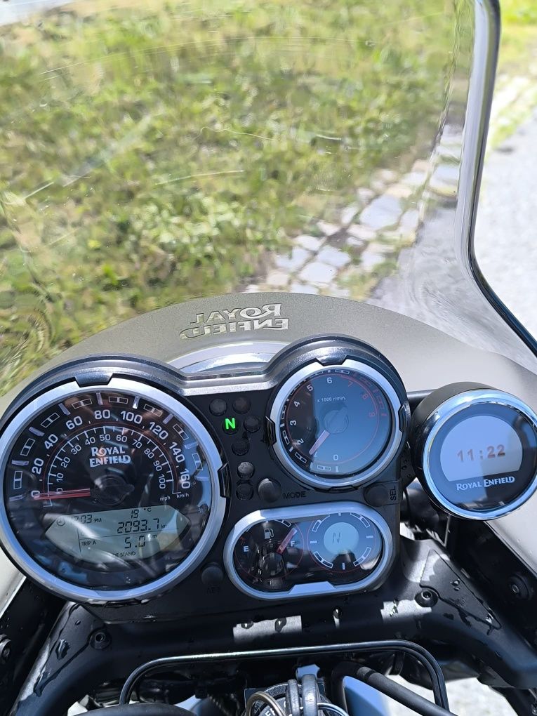 Royal Enfield himalayan