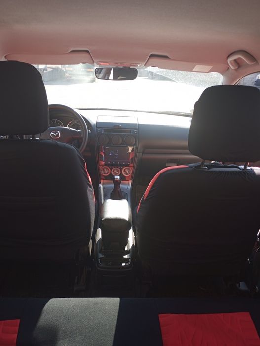 Мазда 6 Універсал