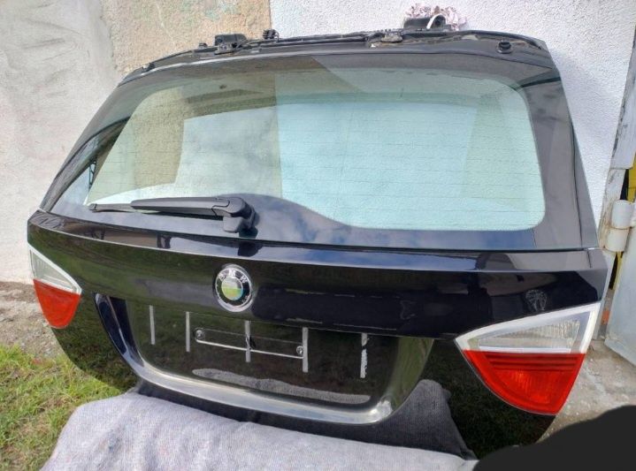 Klapa bagażnika BMW E91 przedlift Schwarz czarna