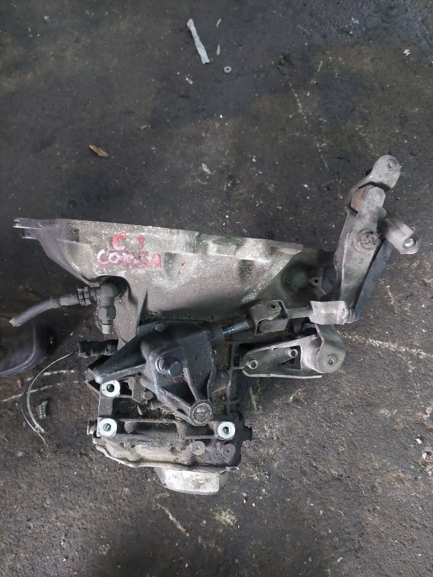 Caixa de velocidades opel corsa c 1.2