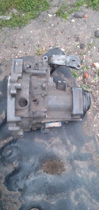 продам  коробка бу