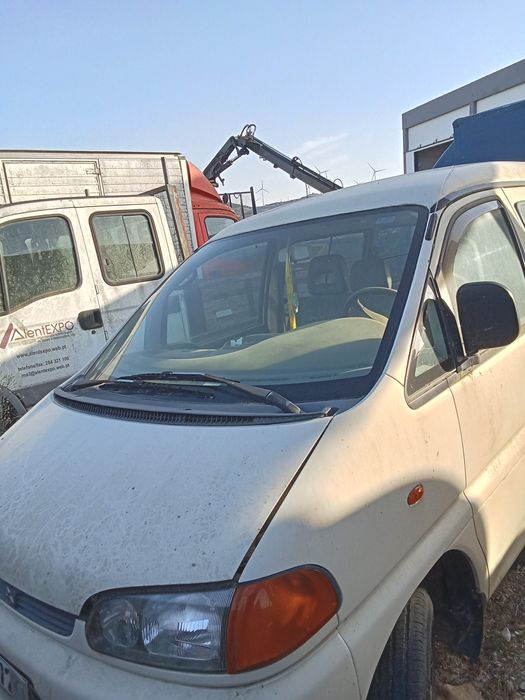 Vendo Mitsubishi L 400