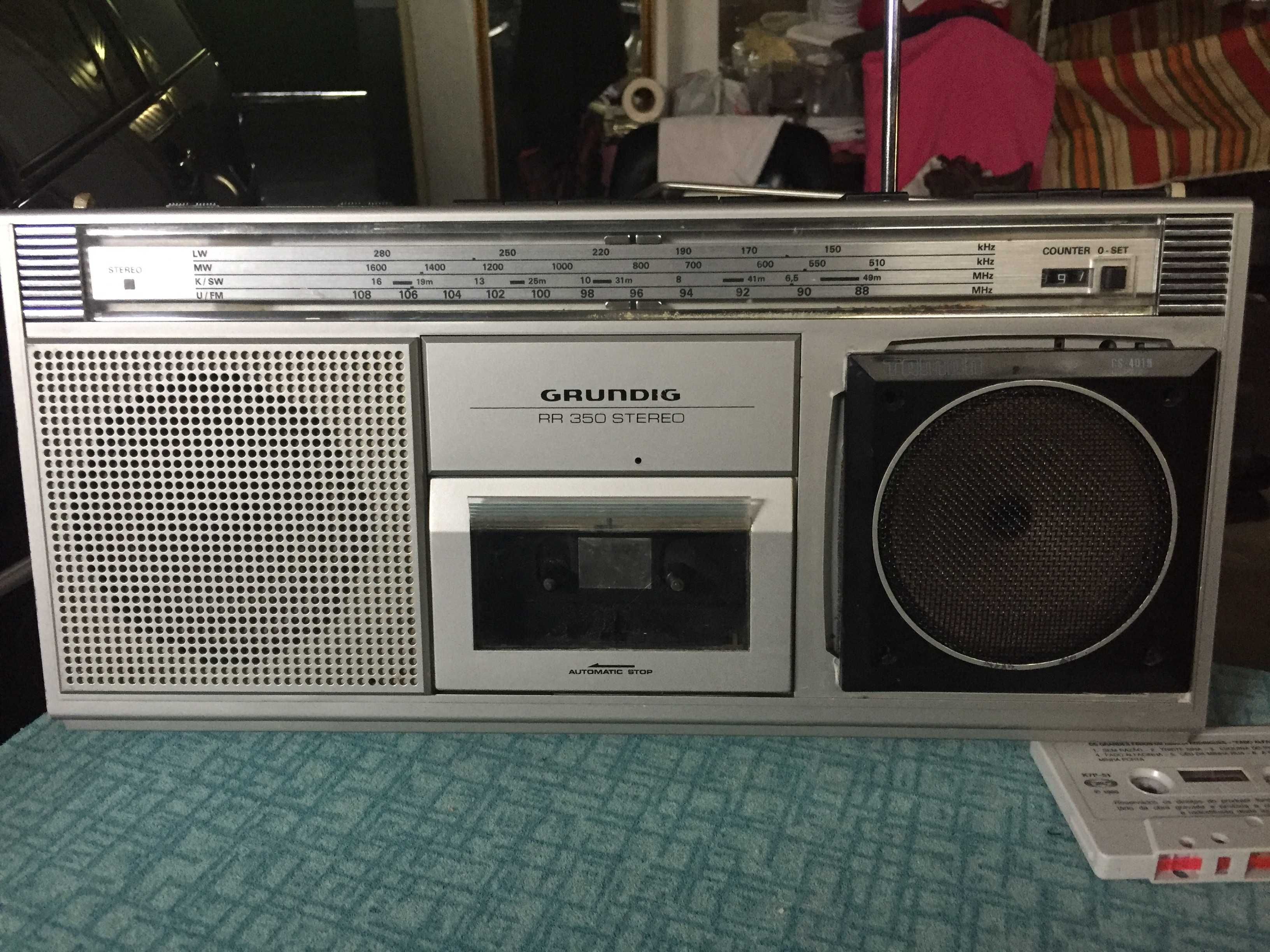 GRUNDIG Radio Cassete