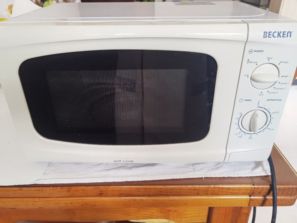 Forno elétrico e microondas becken