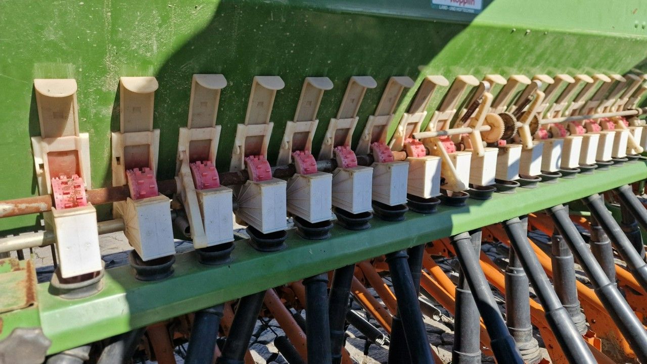 Amazone Siewnik AMAZONE D8/40 Super agregat uprawowo siewny 4m