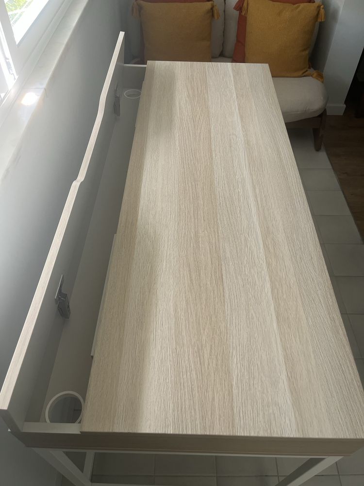 Secretaria IKEA modelo ALEX (132x58 cm)